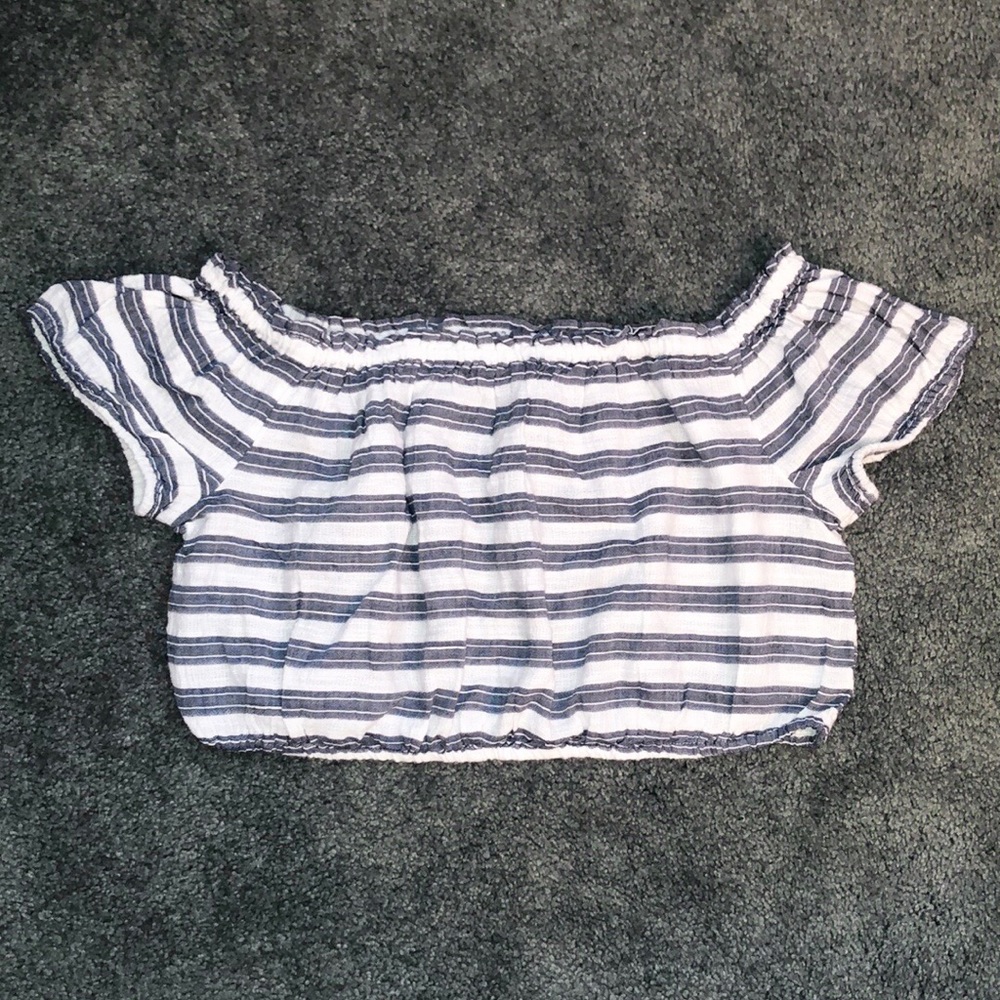 Aerie off-the-shoulder puff sleeve crop top